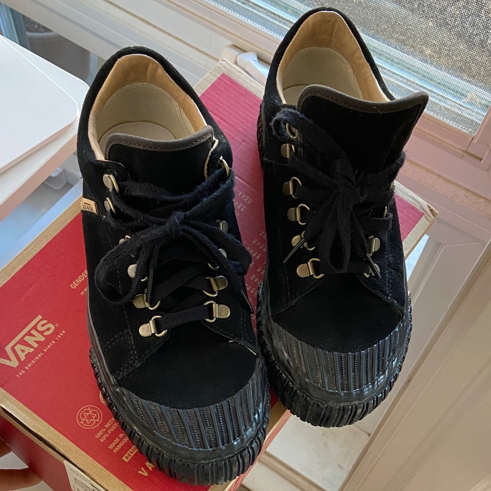 VANS Anaheim Factory Style 35 Black Suede Gum Toe Cap  | Women’s 7.5 Y2K style